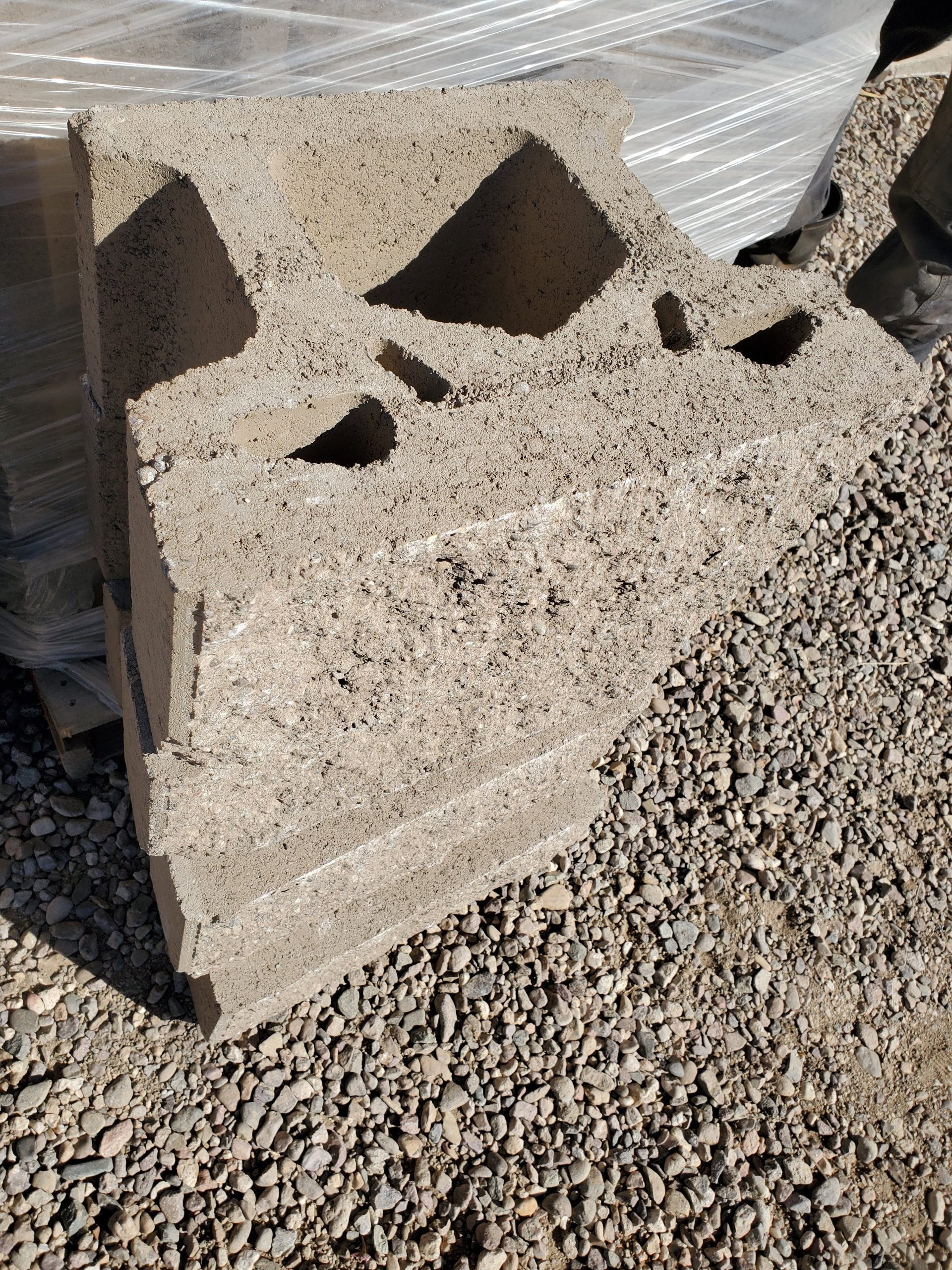 Retaining Concrete Compact 110 STR